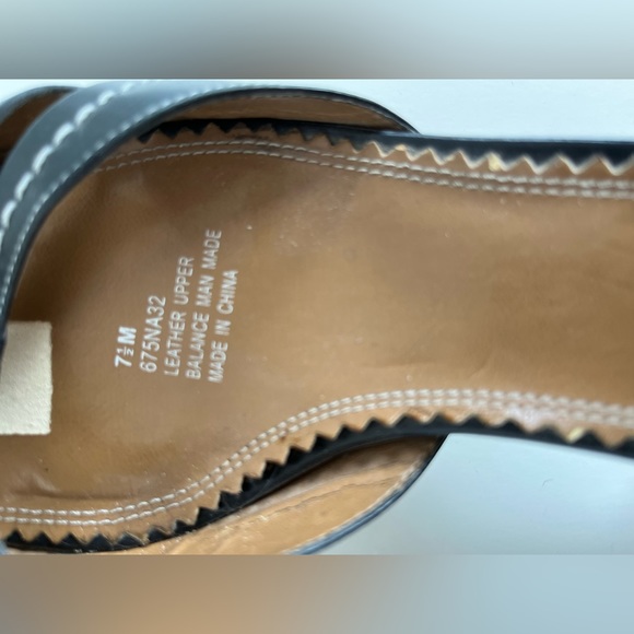 Naturalized Navy Leather Sling -back Pumps size 7 1/2. - Picture 7 of 9